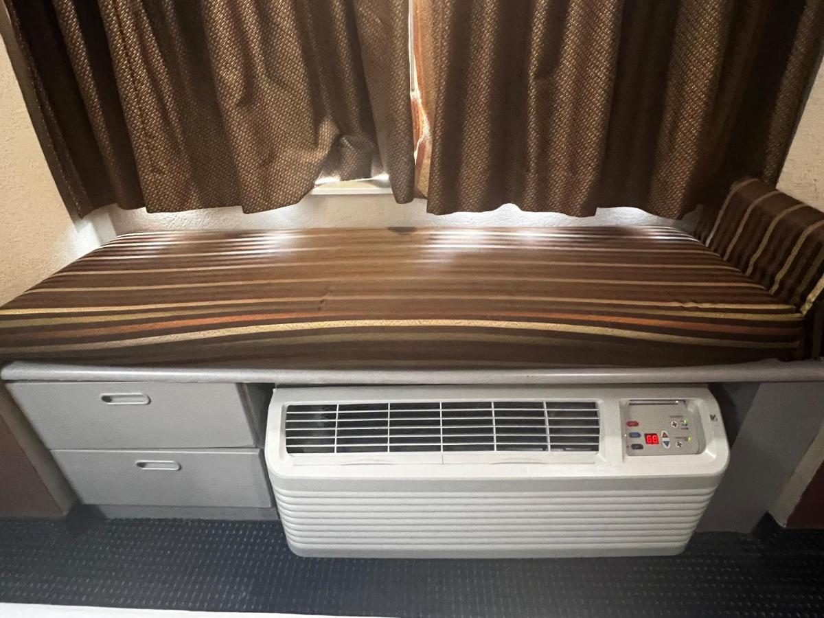 Microtel Inn & Suites By Wyndham Houston/Webster/Nasa/Clearlake Nassau Bay Ngoại thất bức ảnh