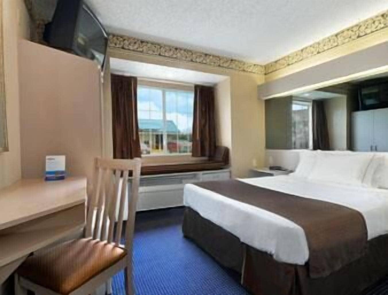 Microtel Inn & Suites By Wyndham Houston/Webster/Nasa/Clearlake Nassau Bay Ngoại thất bức ảnh